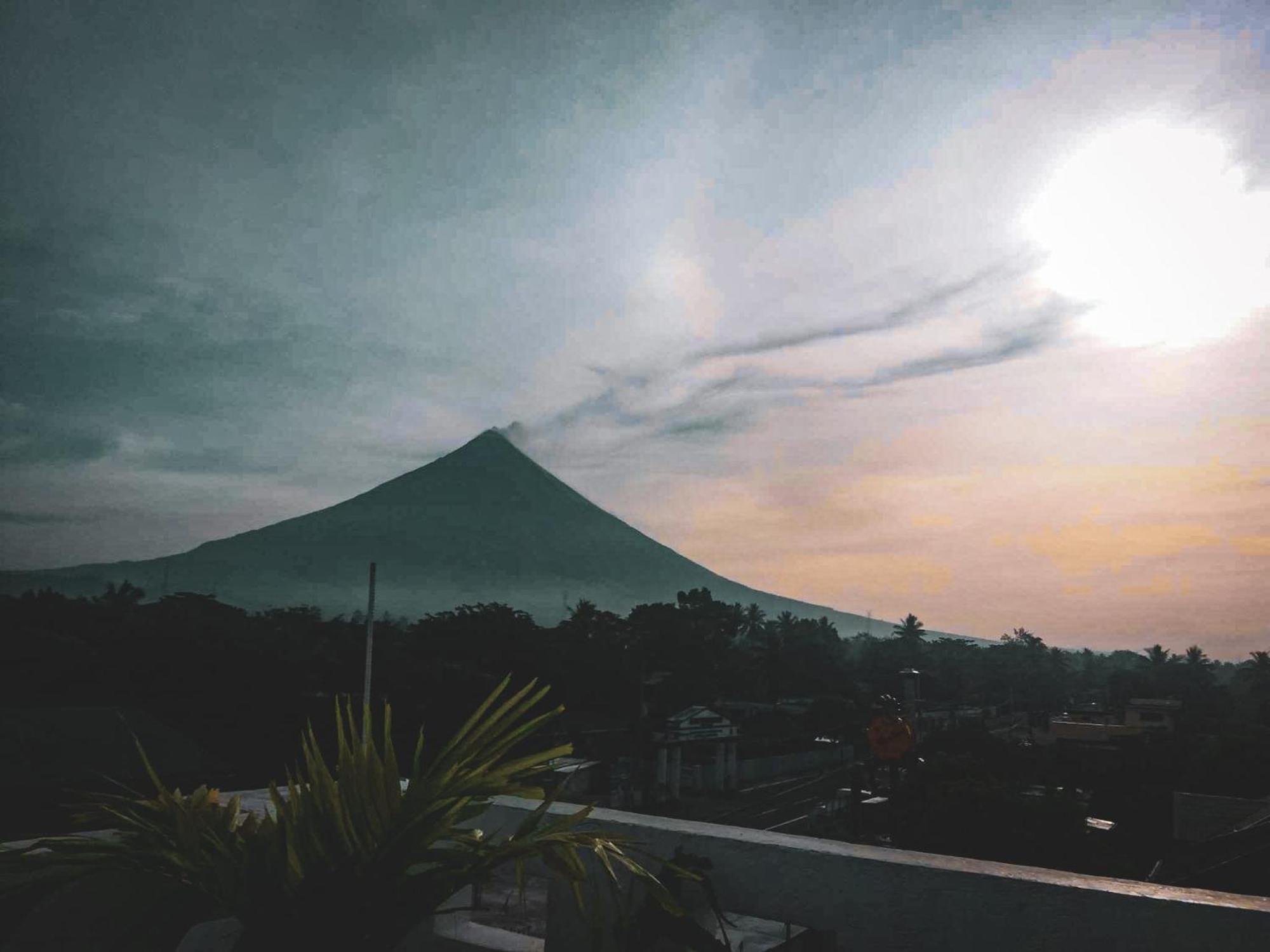 Majestique Hotel Albay Bicol Guinobatan Bagian luar foto